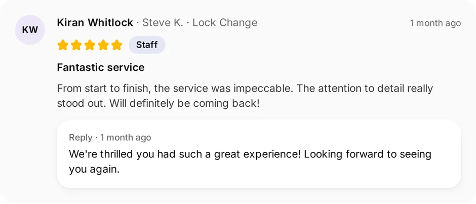 A review of KeyMaster Locksmiths for lock change, headed "Fantastic service", with the owner's reply underneath
